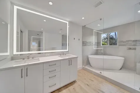 5631 NW 43rd Way Coconut Creek FL 33073