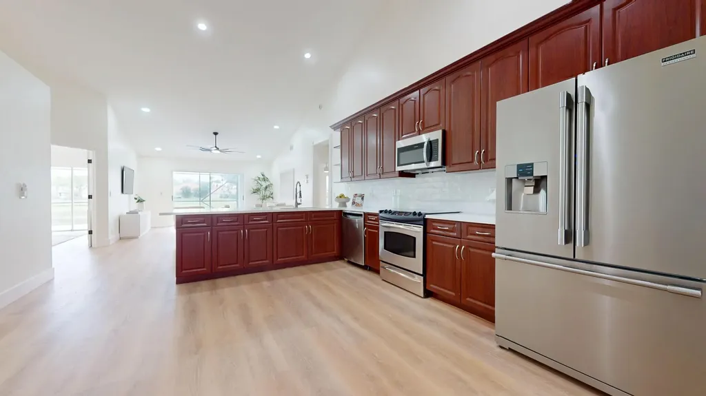 18208 Clear Brook Circle Boca Raton FL 33498