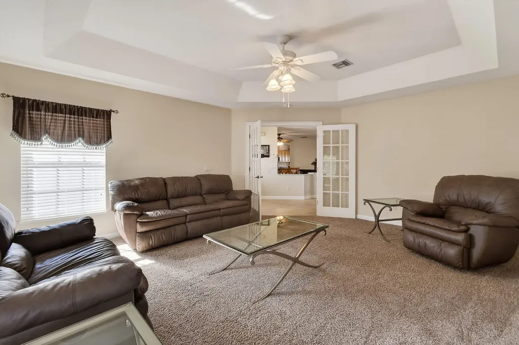3221 SE Quay Street Port St Lucie FL 34984
