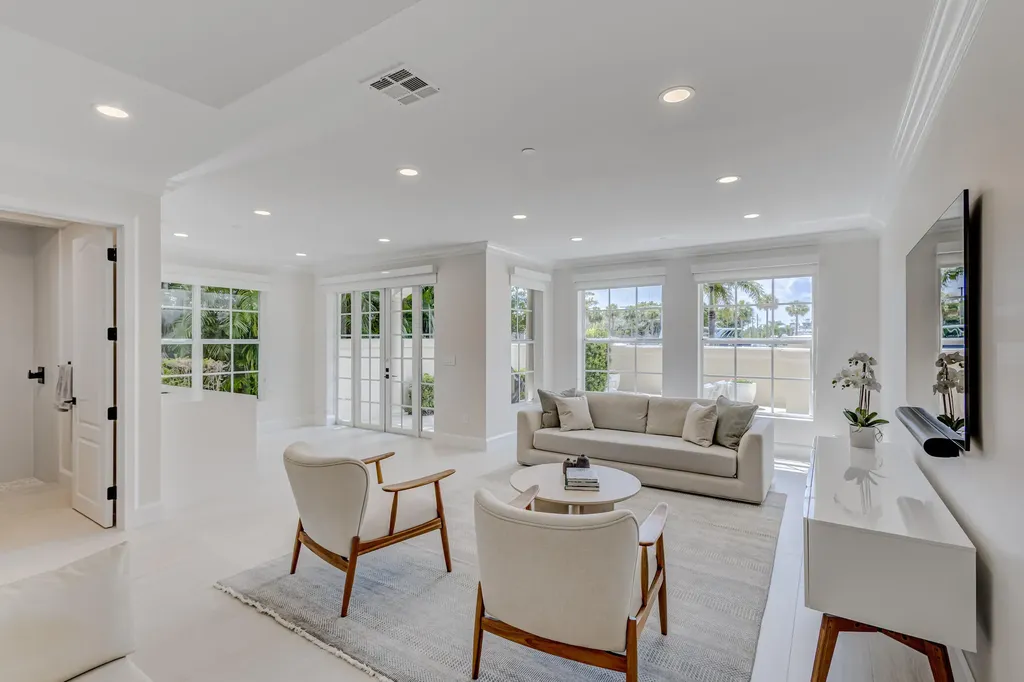 27 Marina Gardens Drive Palm Beach Gardens FL 33410