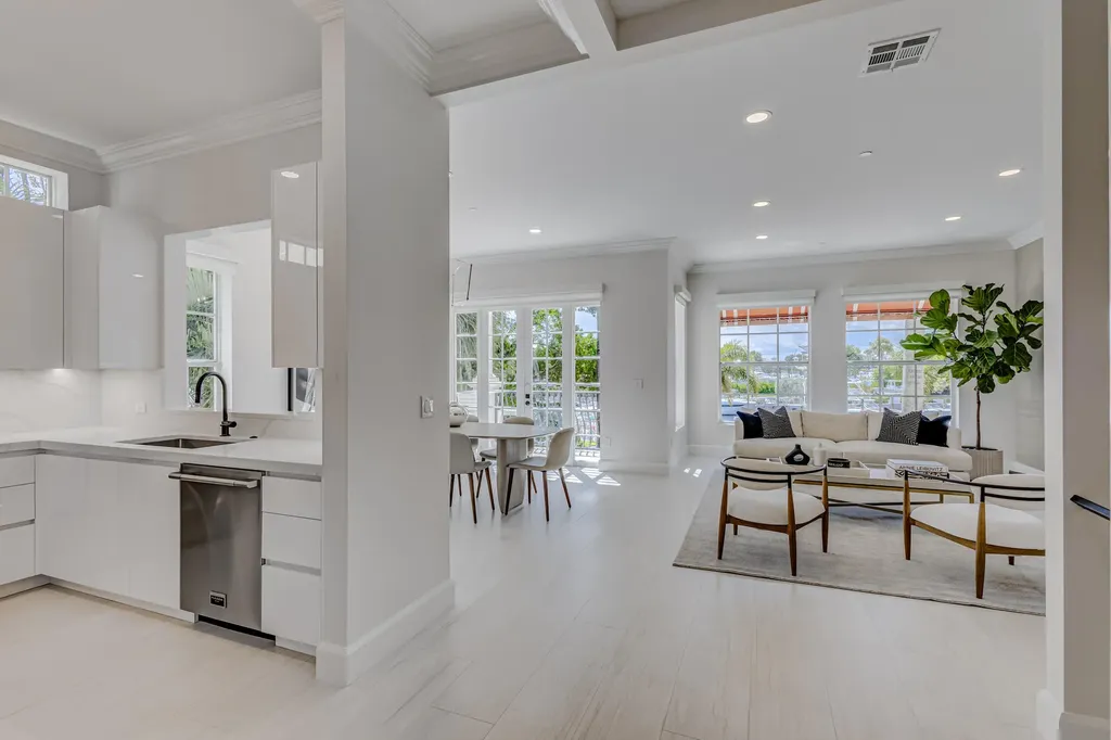 27 Marina Gardens Drive Palm Beach Gardens FL 33410