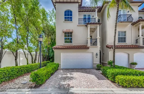 27 Marina Gardens Drive Palm Beach Gardens FL 33410