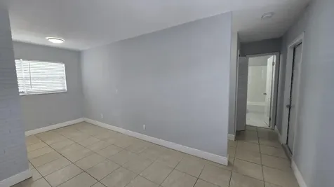 16951 NE 18th Avenue Miami FL 33162