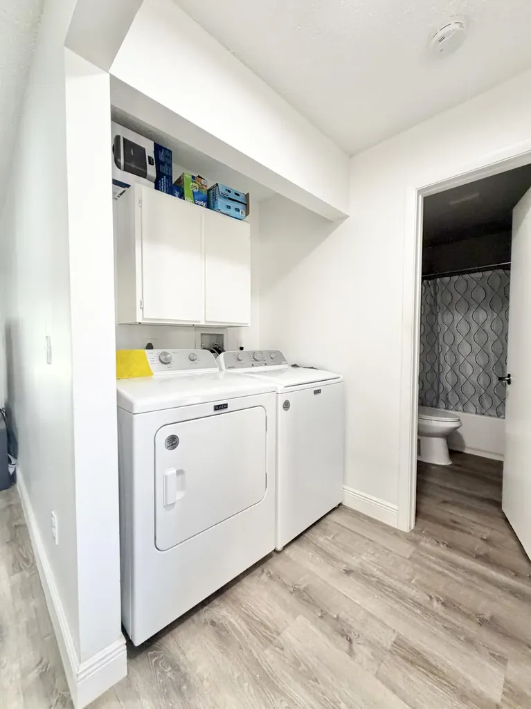 1407 E Lakeview Drive Drive E Royal Palm Beach FL 33411