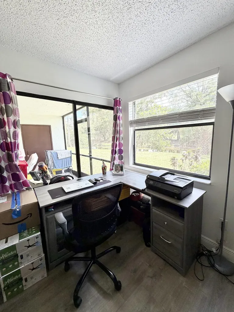 1407 E Lakeview Drive Drive E Royal Palm Beach FL 33411