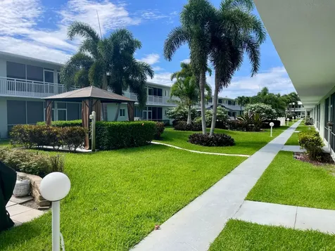 2100 NE 38th Street Lighthouse Point FL 33064