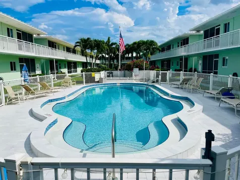 2100 NE 38th Street Lighthouse Point FL 33064