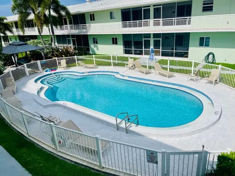 2100 NE 38th Street Lighthouse Point FL 33064
