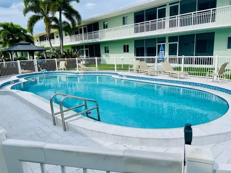 2100 NE 38th Street Lighthouse Point FL 33064