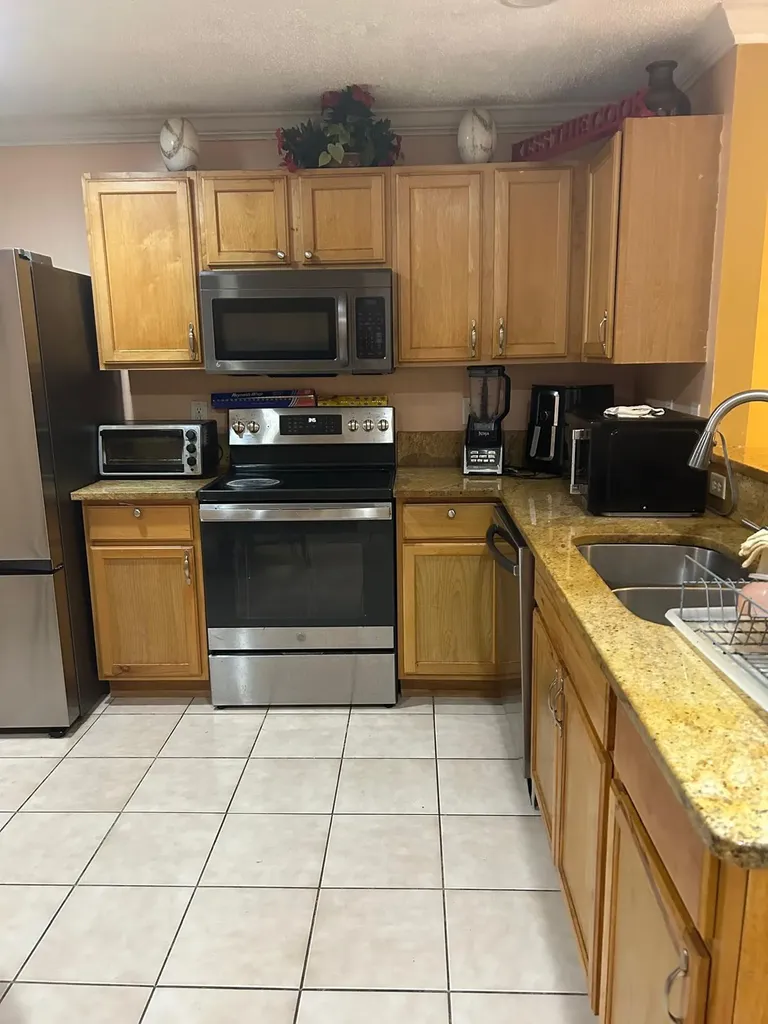6724 Country Winds Cove Lake Worth FL 33463