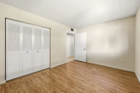 5160 Las Verdes Circle Delray Beach FL 33484