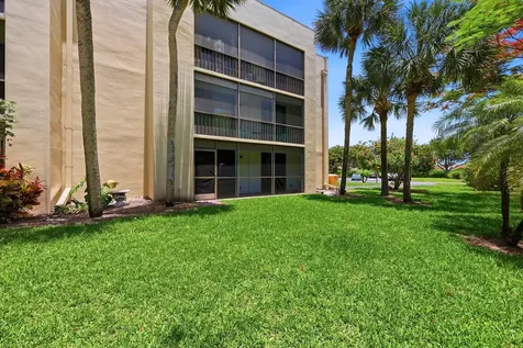 5160 Las Verdes Circle Delray Beach FL 33484