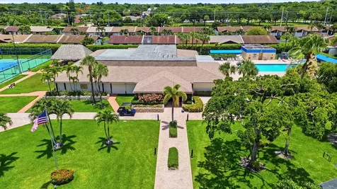 5160 Las Verdes Circle Delray Beach FL 33484
