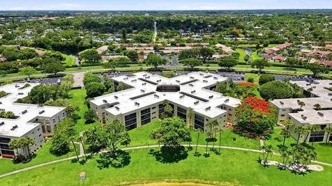 5160 Las Verdes Circle Delray Beach FL 33484