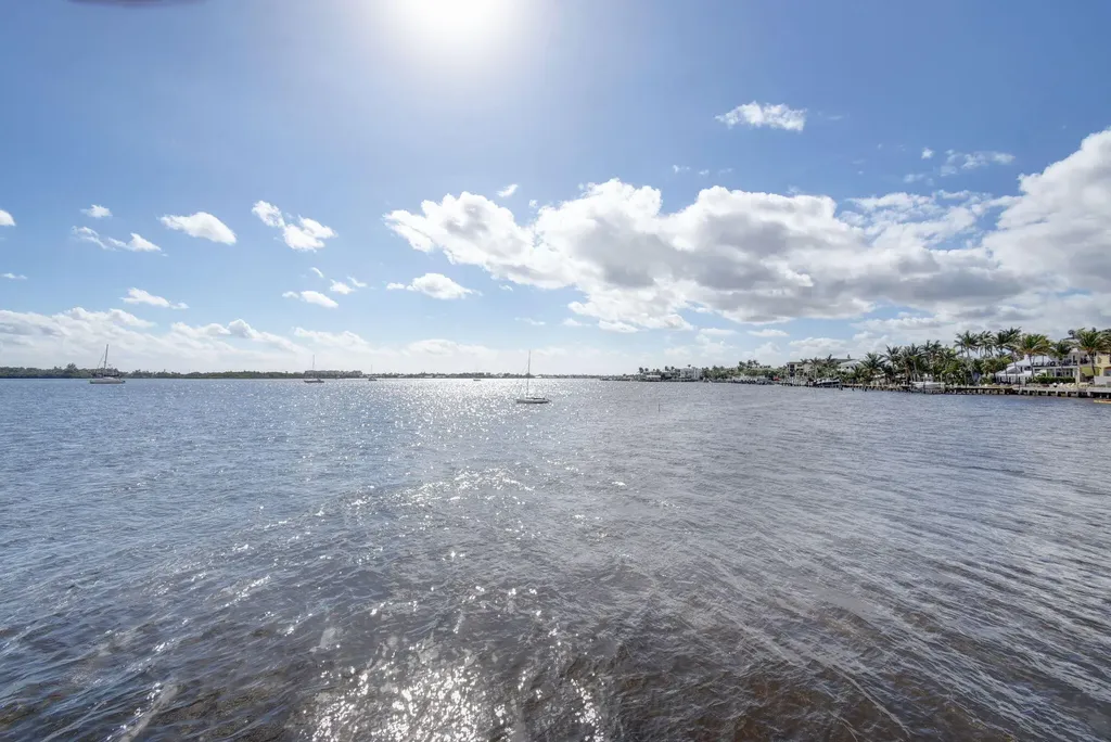 2686 N Federal Highway Boynton Beach FL 33435