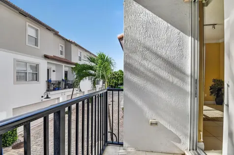 2686 N Federal Highway Boynton Beach FL 33435