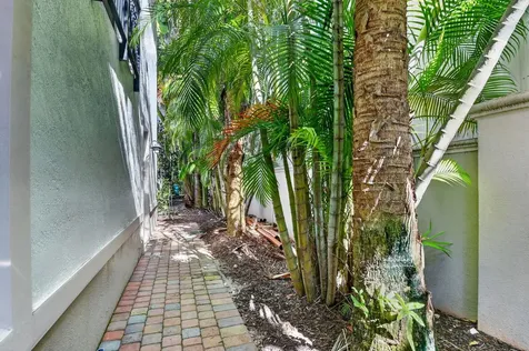 2686 N Federal Highway Boynton Beach FL 33435