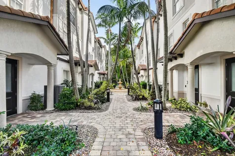 2686 N Federal Highway Boynton Beach FL 33435