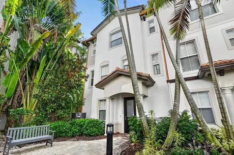 2686 N Federal Highway Boynton Beach FL 33435