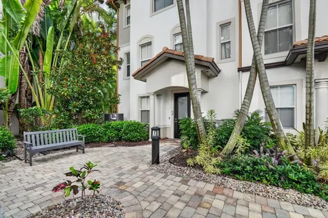 2686 N Federal Highway Boynton Beach FL 33435