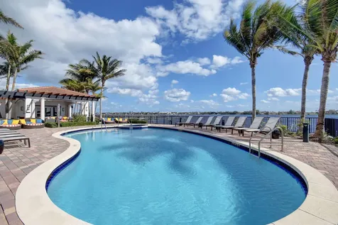 2686 N Federal Highway Boynton Beach FL 33435