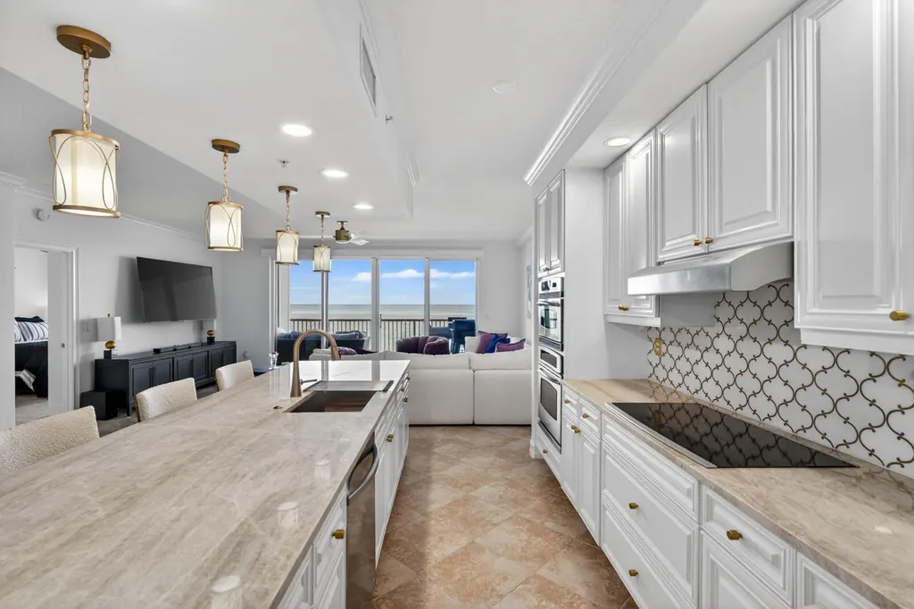4180 N Hwy A1a Hutchinson Island FL 34949