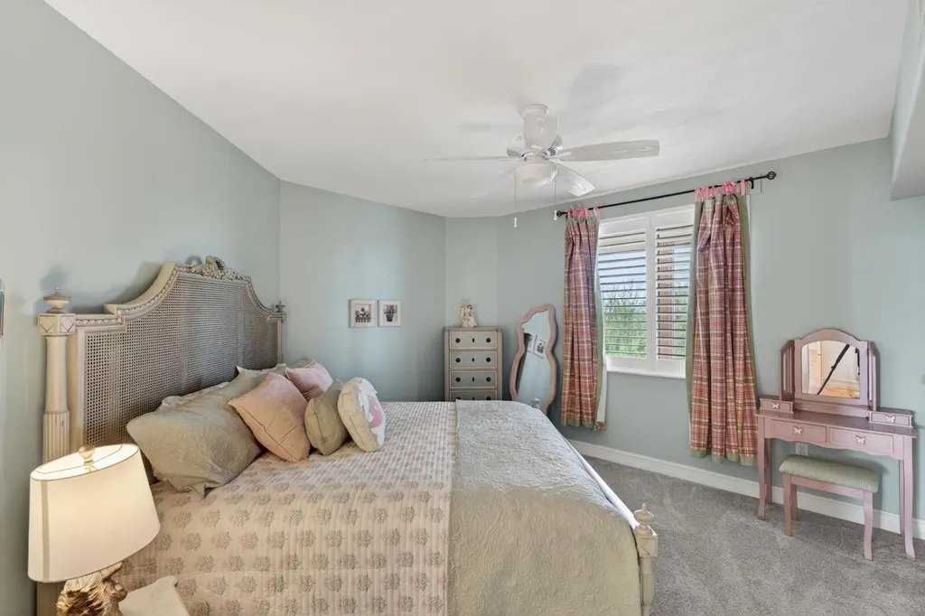 4180 N Hwy A1a Hutchinson Island FL 34949
