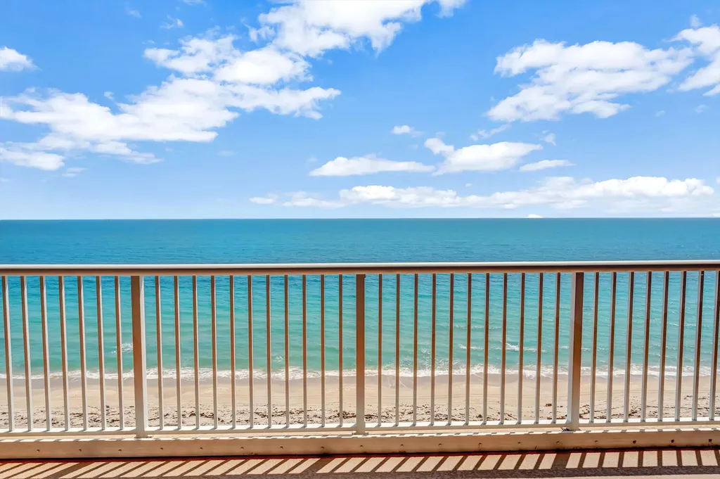 4180 N Hwy A1a Hutchinson Island FL 34949