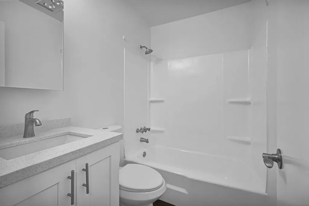 4051 NE 13th Avenue Oakland Park FL 33334