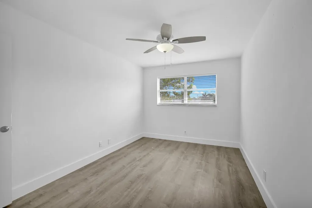 4051 NE 13th Avenue Oakland Park FL 33334
