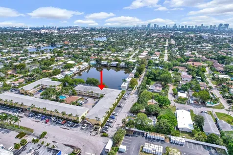 4051 NE 13th Avenue Oakland Park FL 33334