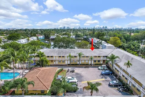 4051 NE 13th Avenue Oakland Park FL 33334