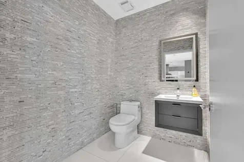 17121 Collins Avenue Sunny Isles Beach FL 33160