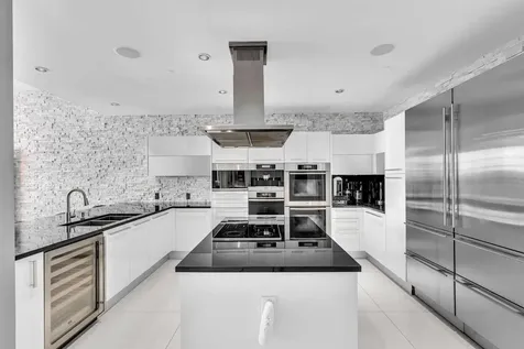 17121 Collins Avenue Sunny Isles Beach FL 33160