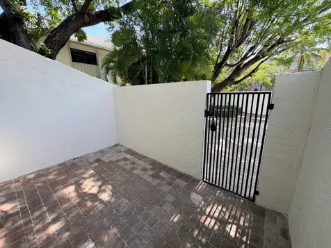 575 NE 7th Avenue Fort Lauderdale FL 33301