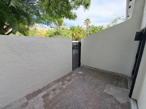 575 NE 7th Avenue Fort Lauderdale FL 33301