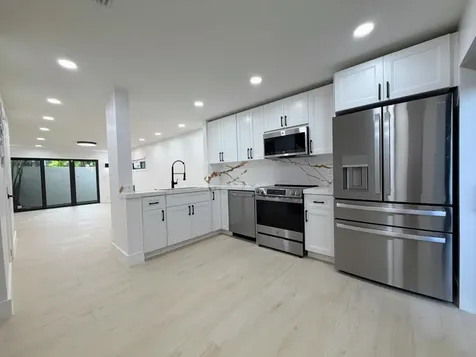 575 NE 7th Avenue Fort Lauderdale FL 33301