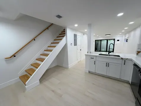 575 NE 7th Avenue Fort Lauderdale FL 33301
