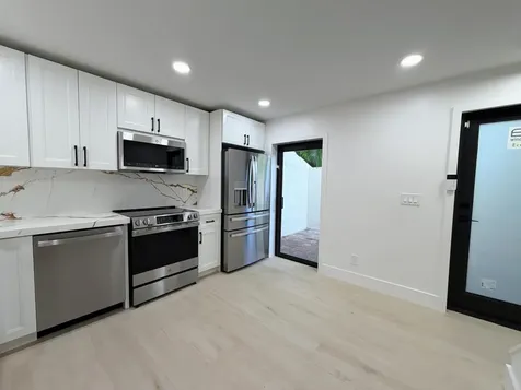 575 NE 7th Avenue Fort Lauderdale FL 33301