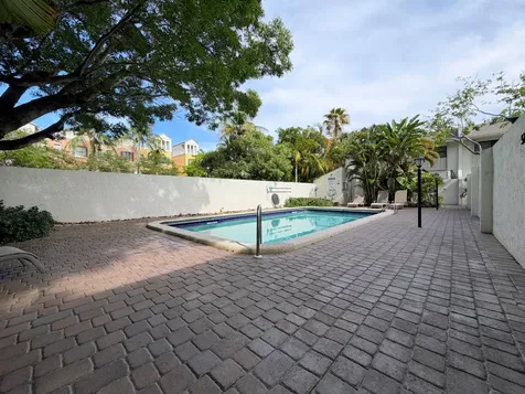 575 NE 7th Avenue Fort Lauderdale FL 33301
