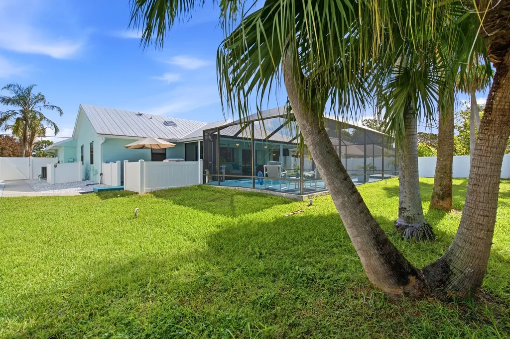 532 SE Majestic Terrace Port St Lucie FL 34983