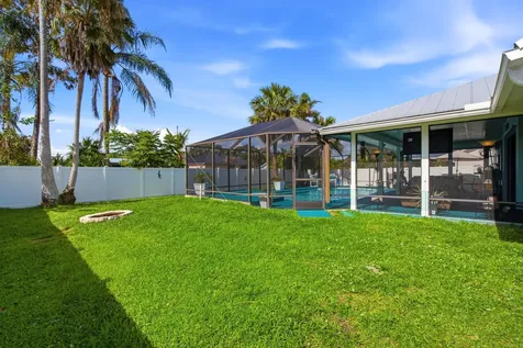 532 SE Majestic Terrace Port St Lucie FL 34983