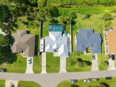 532 SE Majestic Terrace Port St Lucie FL 34983