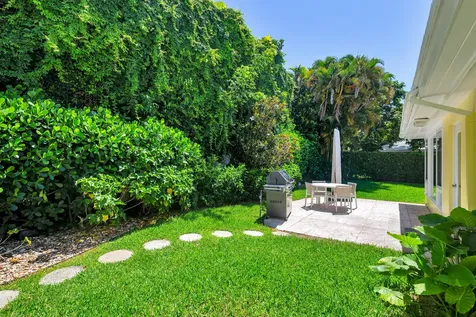 241 Via Linda Palm Beach FL 33480