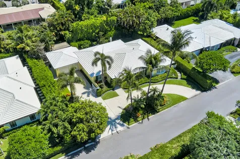 241 Via Linda Palm Beach FL 33480