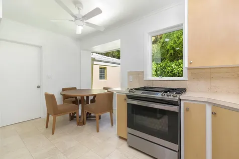 241 Via Linda Palm Beach FL 33480