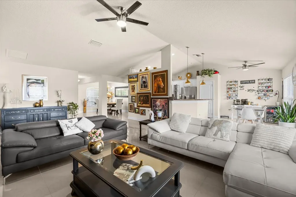 2585 SW National Circle Port St Lucie FL 34953