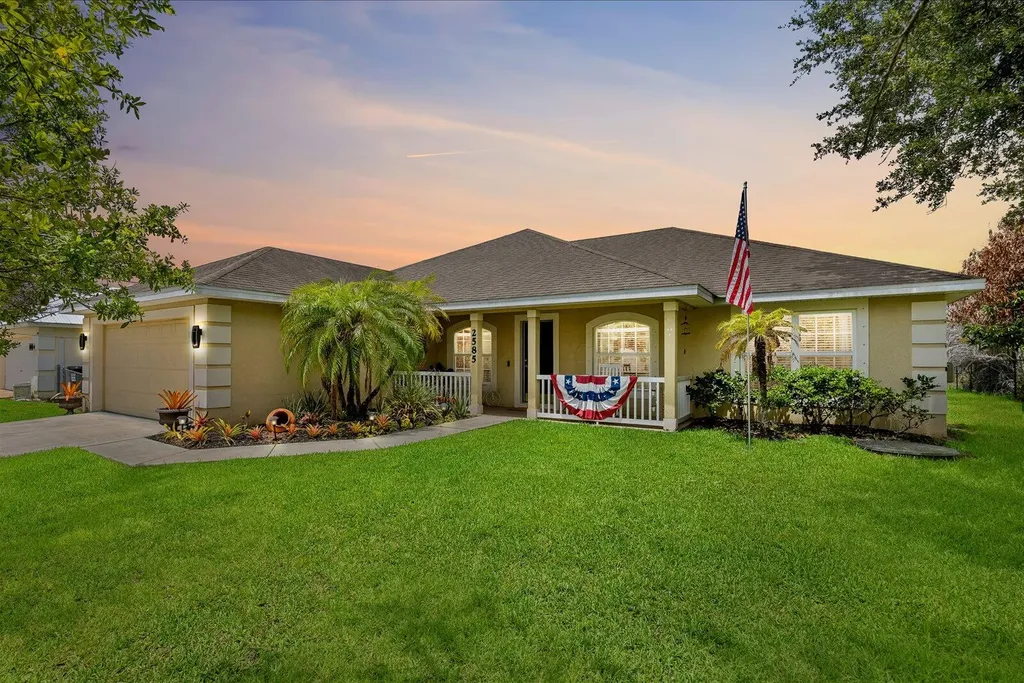 2585 SW National Circle Port St Lucie FL 34953