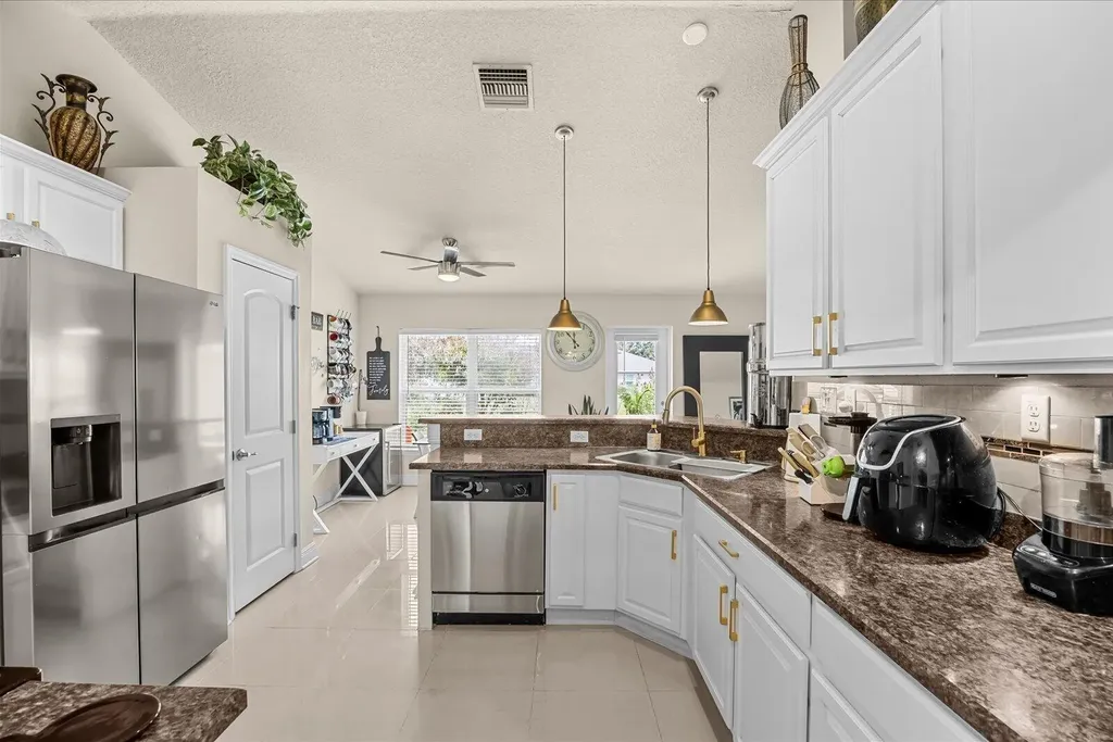 2585 SW National Circle Port St Lucie FL 34953