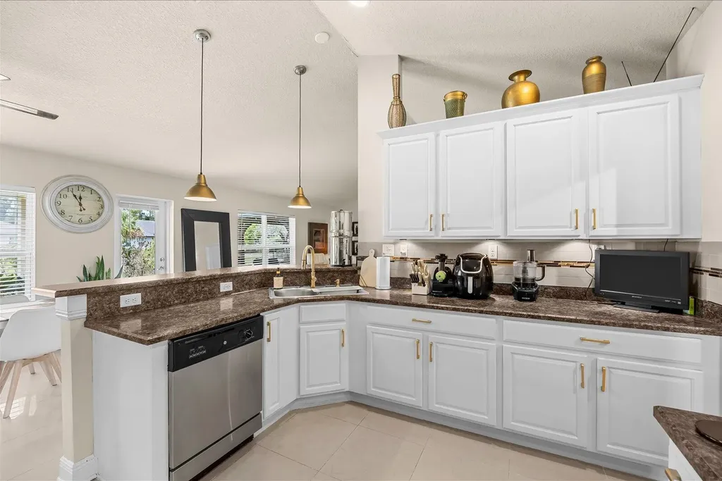 2585 SW National Circle Port St Lucie FL 34953